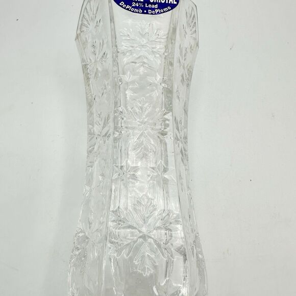 DePlomb 24% Lead Crystal Bud Vase Snowflake Design Pedestal 8" Winter - Picture 7 of 7